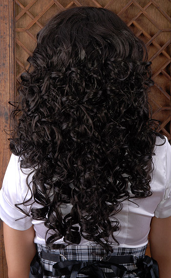 sophia long length wig in black 2